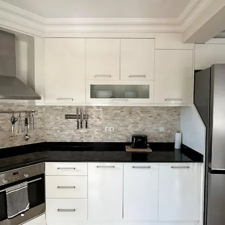 아파트 Odyssey Park Penthouse 베렉
