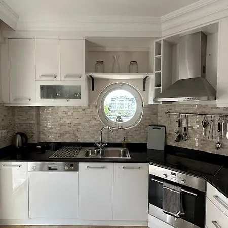 Odyssey Park Penthouse *